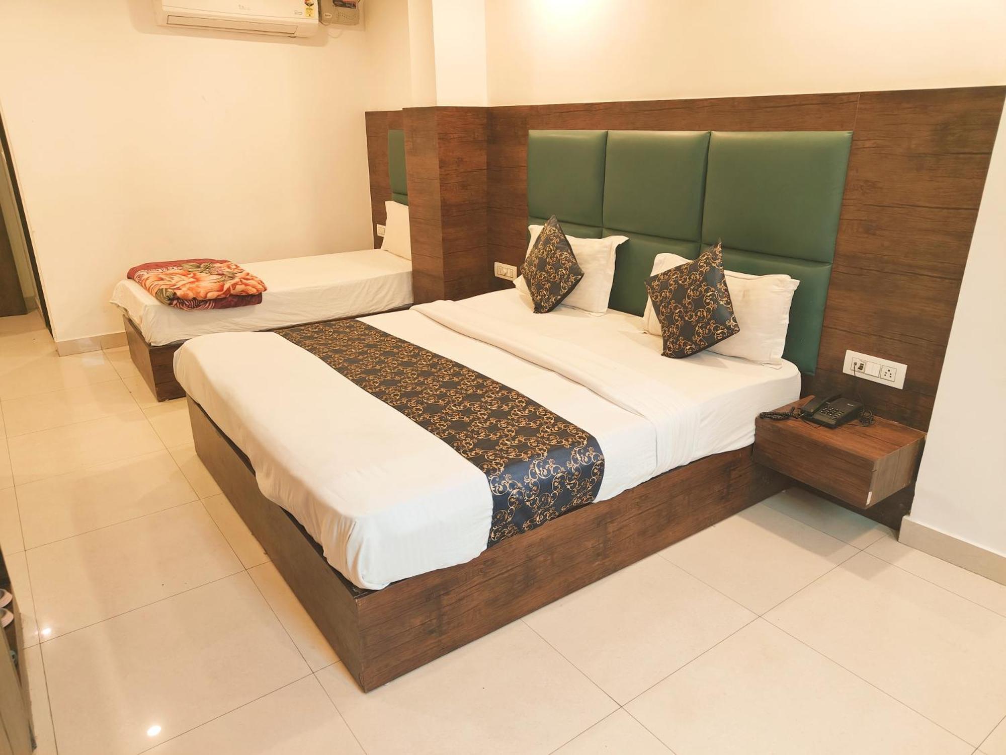Mount Near Igi Airport Delhi 4* New Delhi