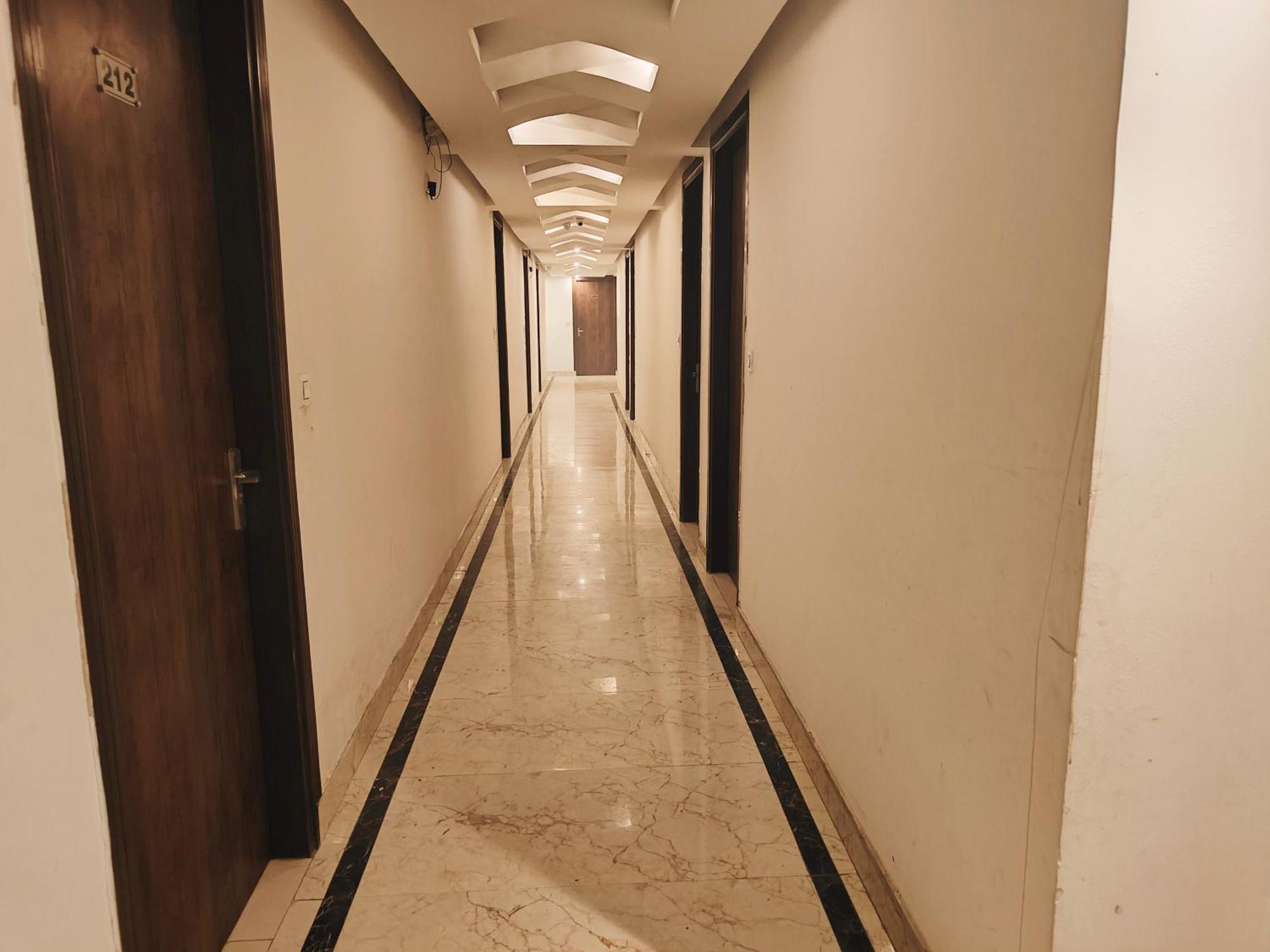 Maison d'hôtes Mount Near Igi Airport Delhi 4*