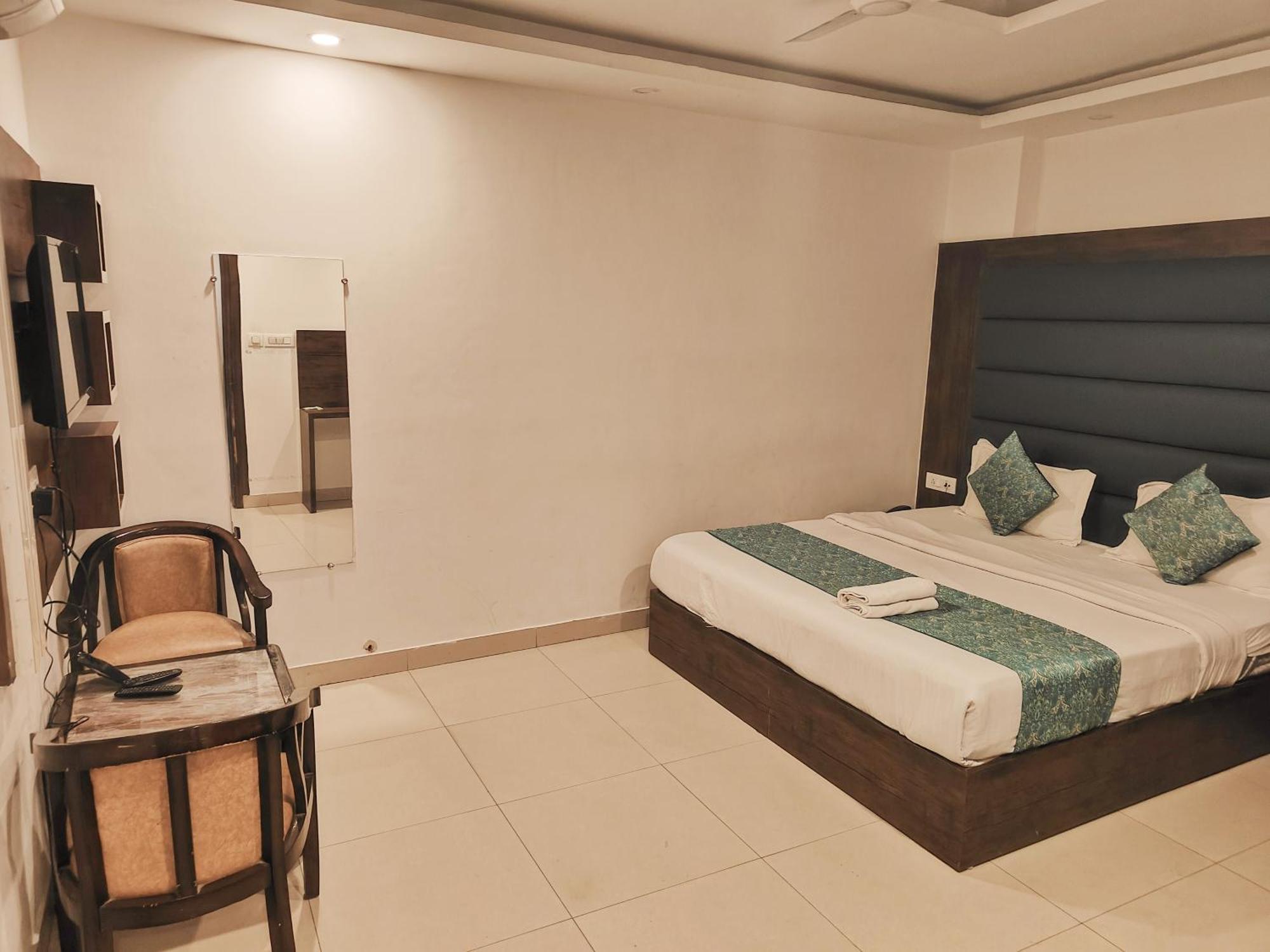 Maison d'hôtes Mount Near Igi Airport Delhi 4*