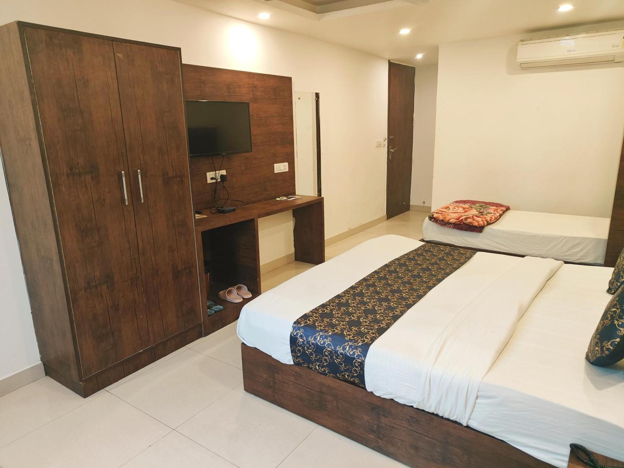 Maison d'hôtes Mount Near Igi Airport Delhi 4*